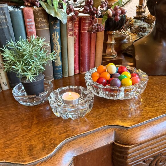 3 Vintage glass ashTRAYS - Picture 15 of 16